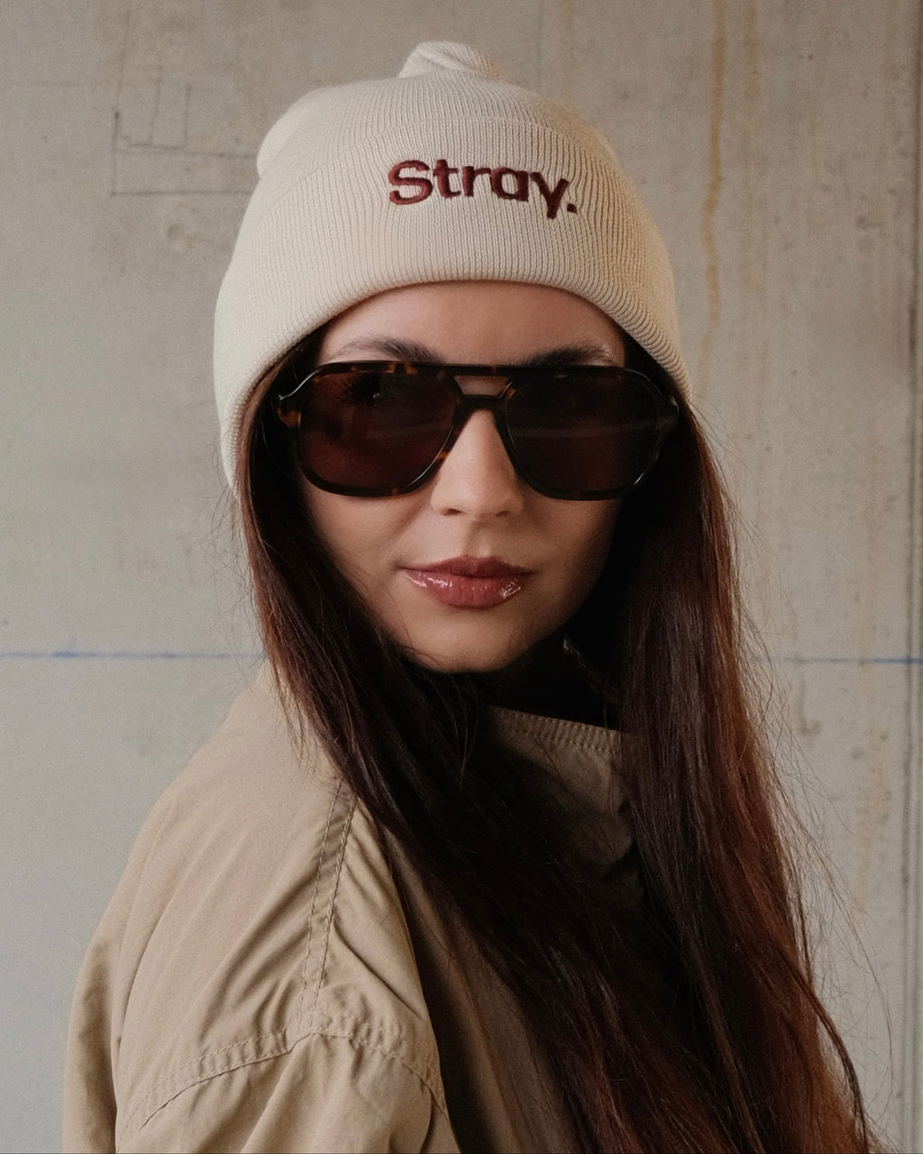 Stray. Beanie - Natural